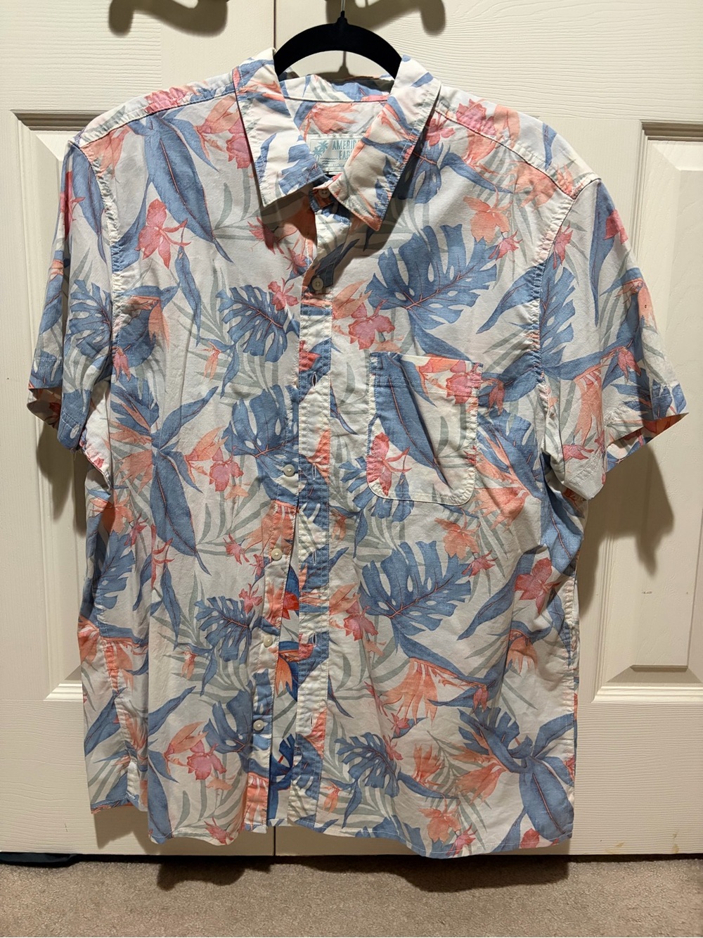 American Eagle Outfitters Short Sleeve Floral Button-Down Shirt - Blue & Pink